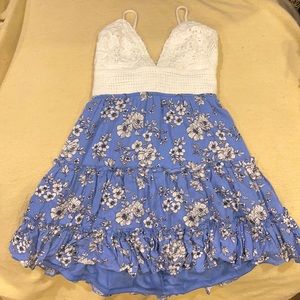 Sun dress, blue and white.. Brand: Vine and Valley………… Size: Medium